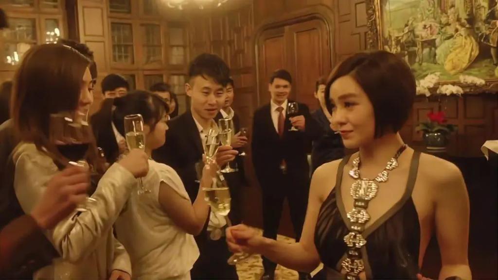 郭碧婷，三个人的婚姻