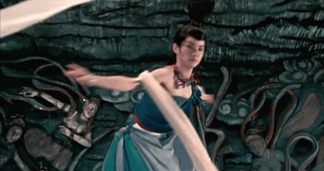 惊为天人！看到杨颖飞天造型，我直呼：这真是10分钟拍出来的吗