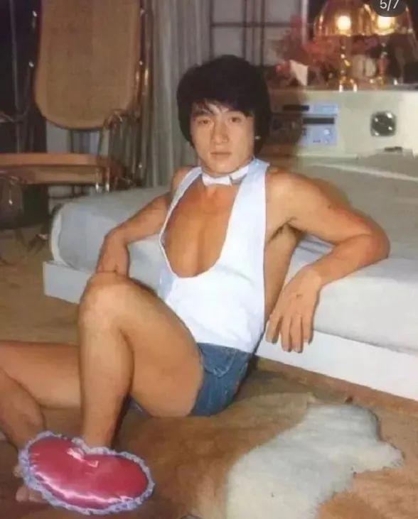 千年一遇的男菩萨就是他，支持男明星们向他学习卷起来！