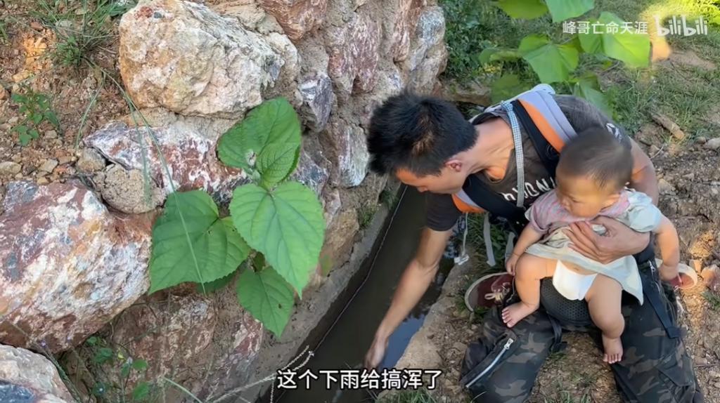 全网围观这对男女，太炸裂了