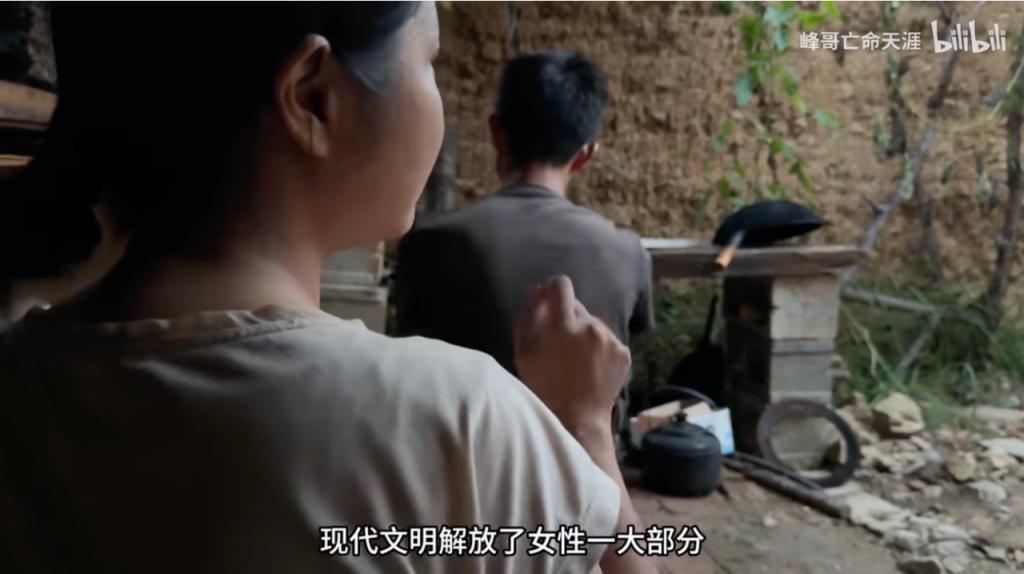 全网围观这对男女，太炸裂了