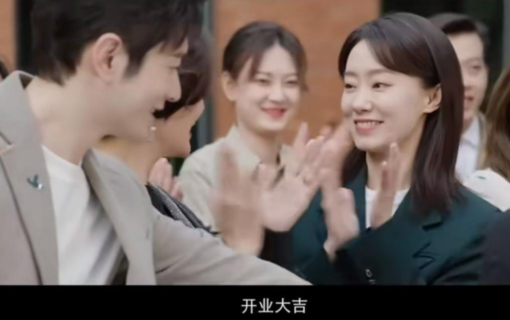张小斐首部大女主剧演全职太太逆袭，但剧情换汤不换药看腻了