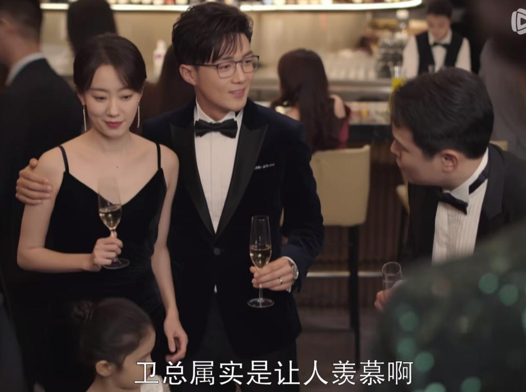 张小斐首部大女主剧演全职太太逆袭，但剧情换汤不换药看腻了
