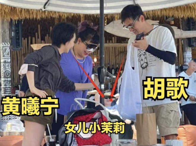 梦回《粉红女郎》!薛佳凝45岁仍单身,佛珠随身带变佛系