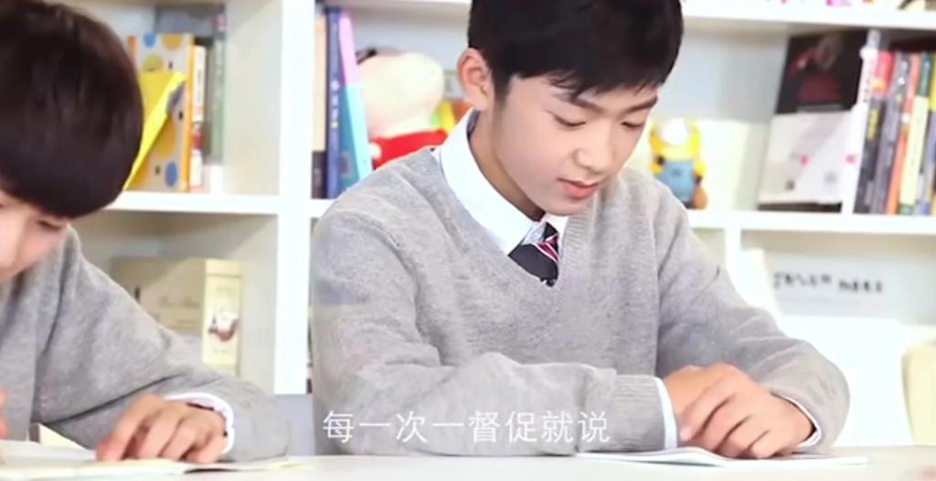 已经退圈的“下一站顶流”,结婚有必要通知粉丝吗?