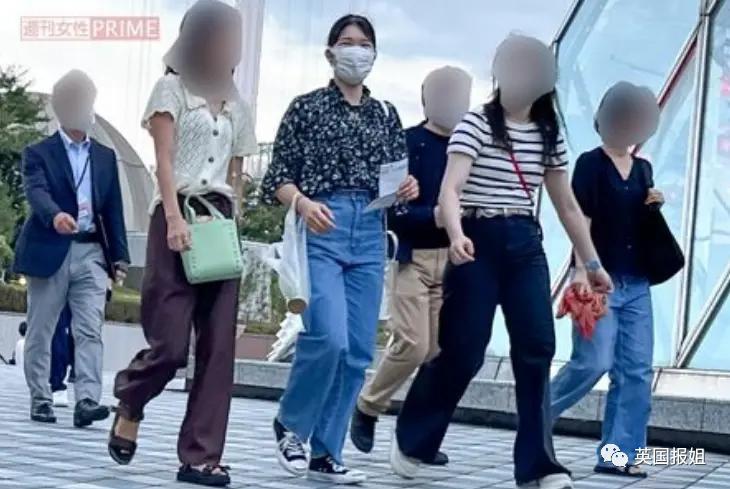 日本天皇独生女恋情曝光？神秘男友高大帅气，游乐场秘密约会超甜蜜