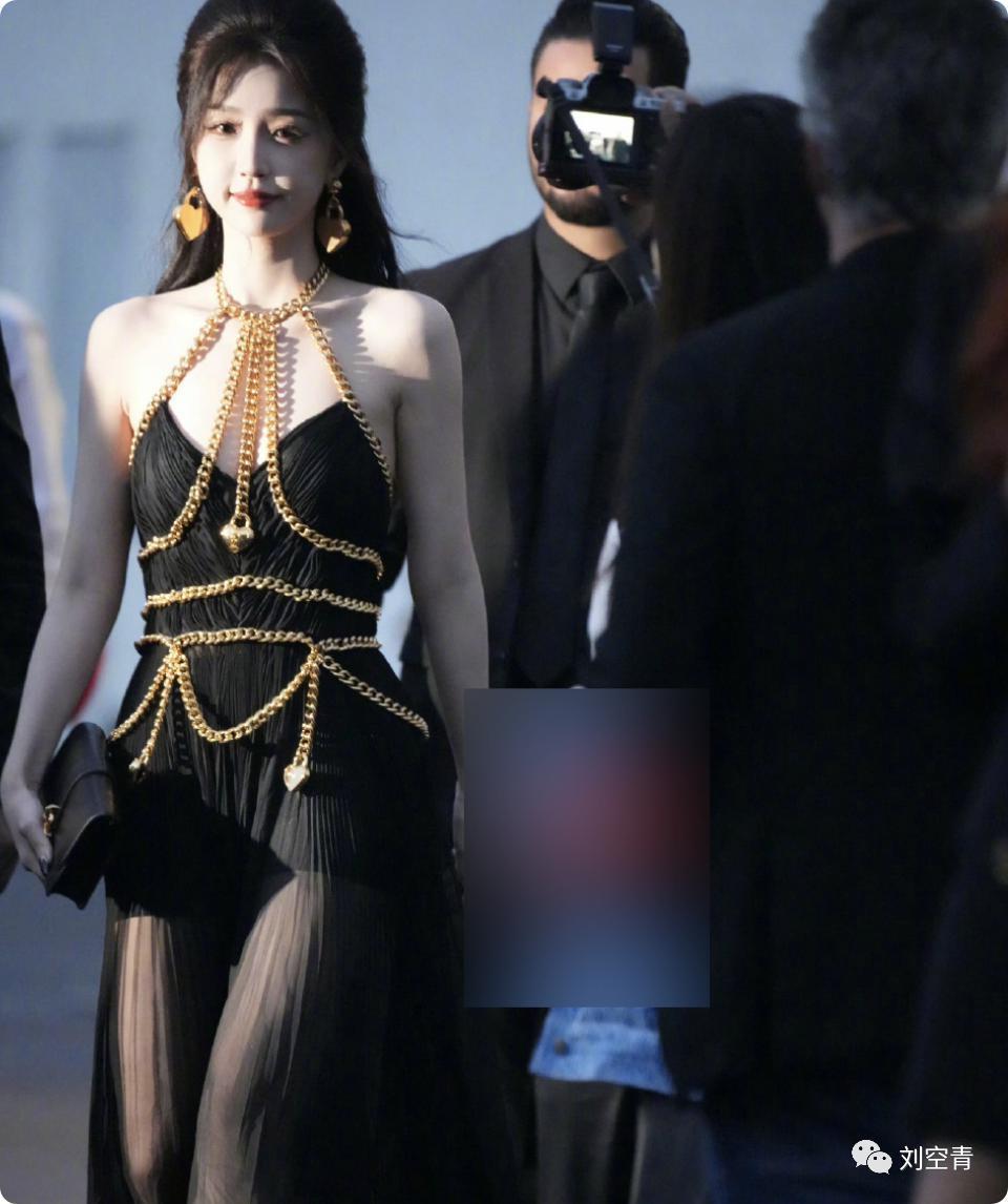 这瓜，好姐妹开始互撕了？