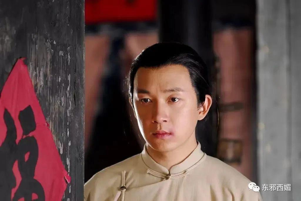 好惨烈的对比！神颜啥时候这么不值钱了……