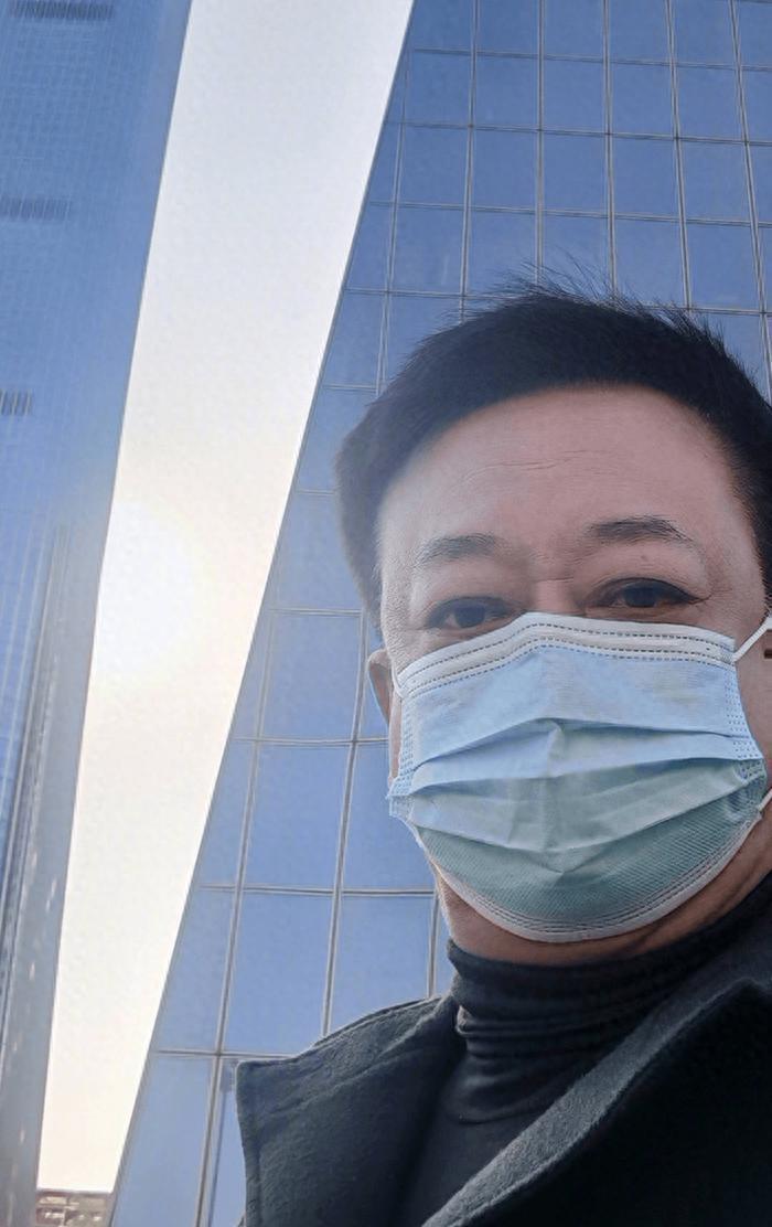 朱军撤诉原因曝光！全网吵翻天，为什么？