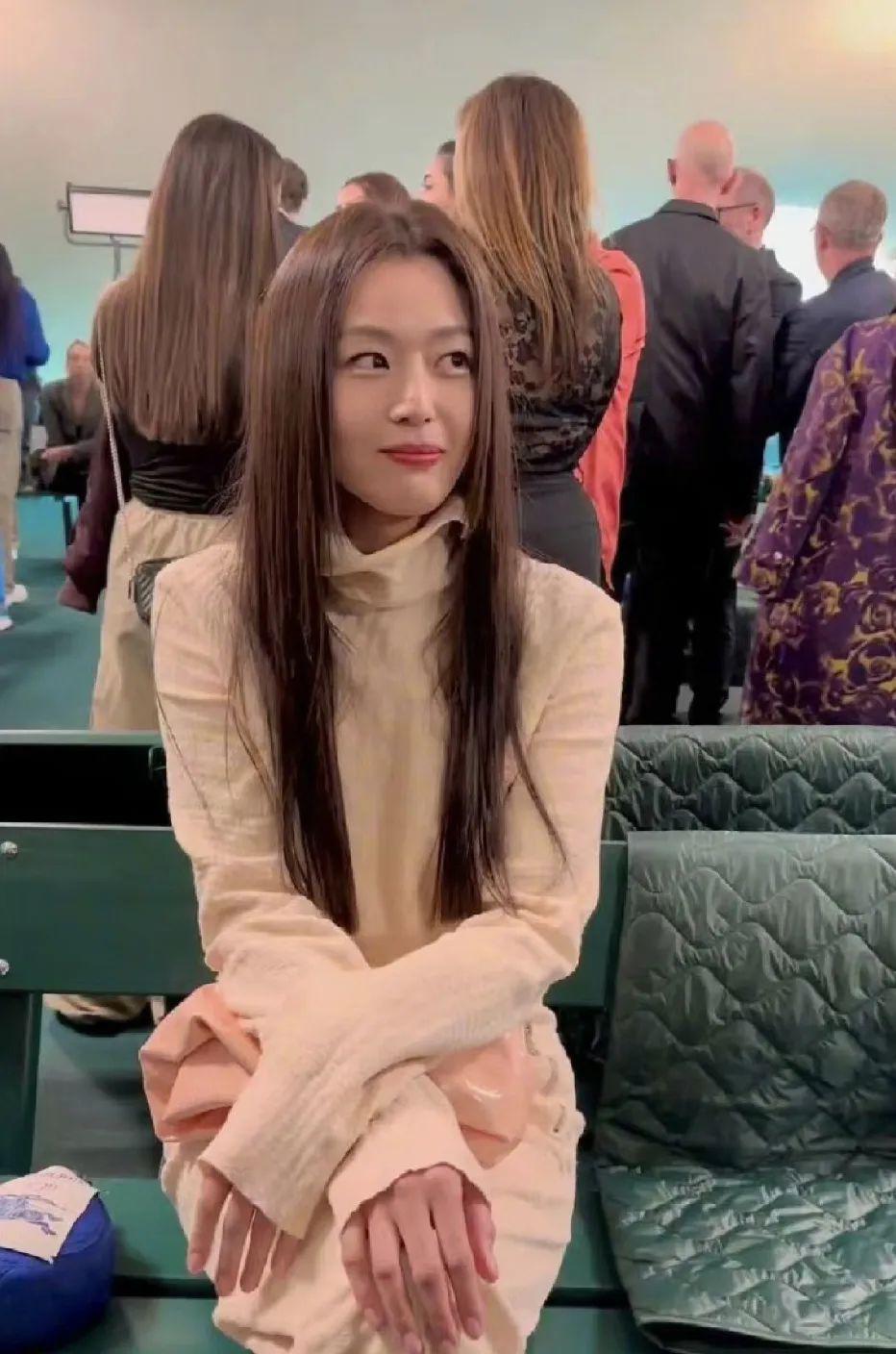 全智贤宋慧乔，抢了内娱大花的饭碗？