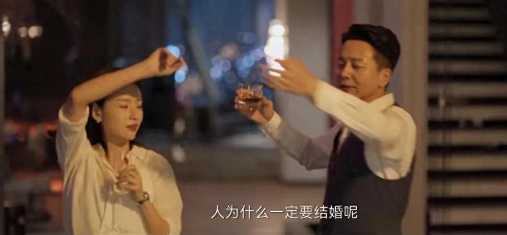 条件不符就别硬演“情妇”，让张嘉倪和董洁告诉你，啥是真正的情人