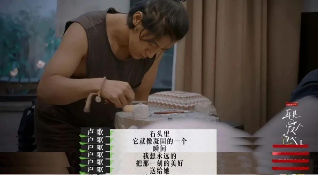 热搜都骂累了的渣男,她就是甩不掉