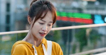 蓝盈莹新剧，真的太二了！