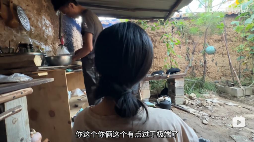 全网围观这对男女，太炸裂了