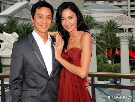 吴彦祖停工4年复出受访，自嘲是过气艺人，常被10岁女儿取笑