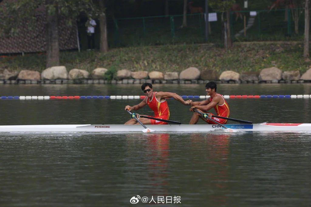 一大早，连夺8金！