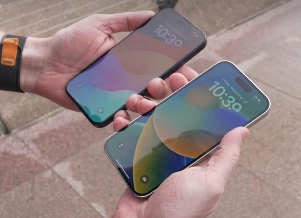 iPhone15 Pro 跌落测试碎成渣，钛金属边框就这？