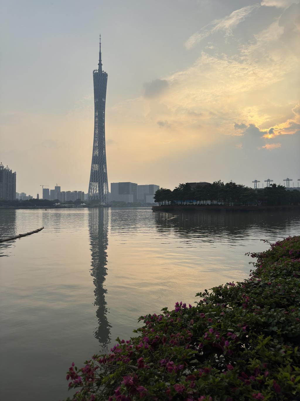 iPhone 15 Pro系列相机评测：影像成了苹果最大软肋？