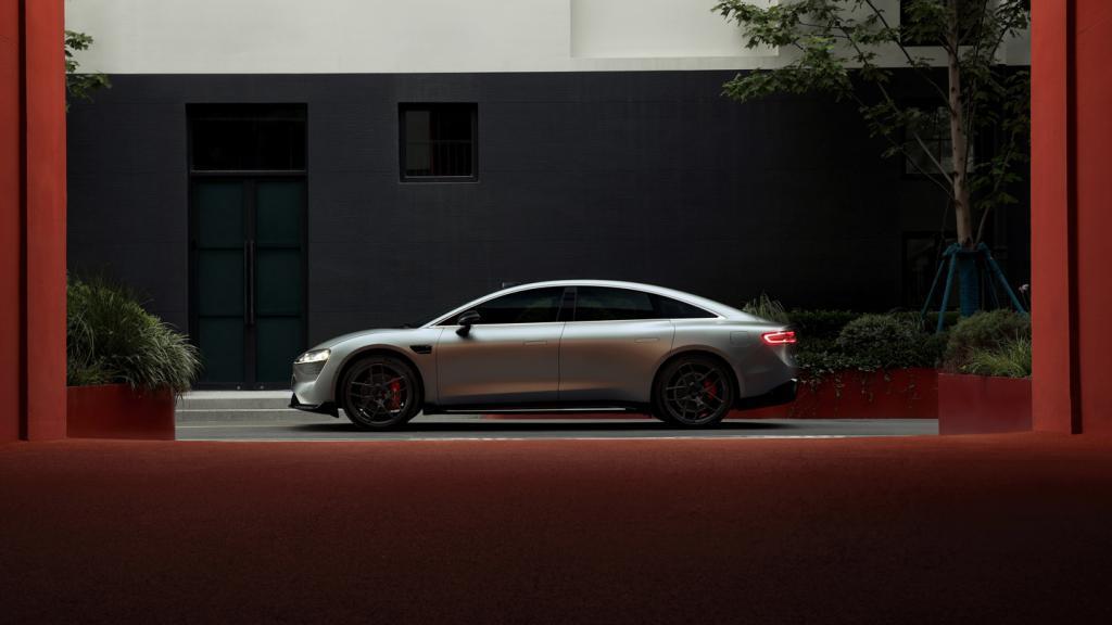 华为秋季全场景新品发布会产品阵容曝光，包含新品牌、智选车