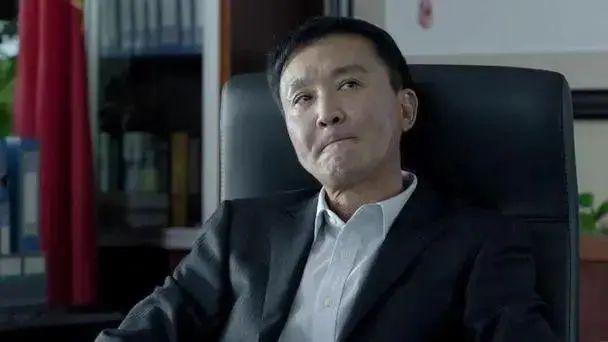 首播2集被央视下架！李幼斌主演反腐剧停播真相揭晓