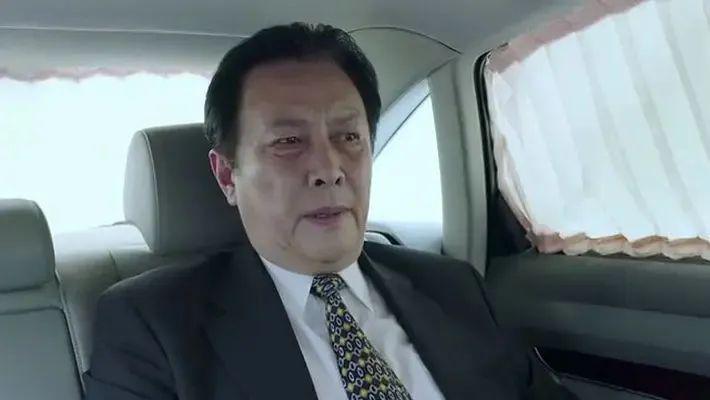 首播2集被央视下架！李幼斌主演反腐剧停播真相揭晓