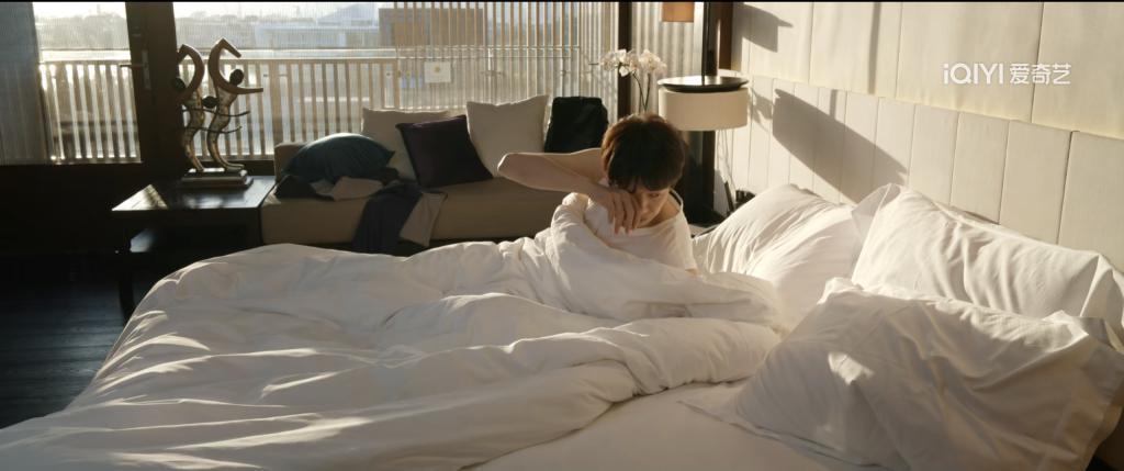 接这么猛的剧本，活该他爆红