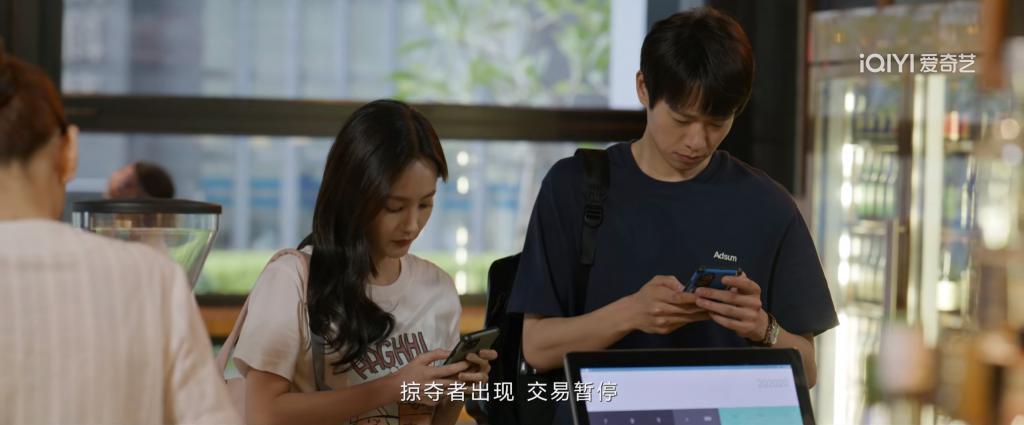 接这么猛的剧本，活该他爆红