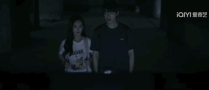 接这么猛的剧本，活该他爆红