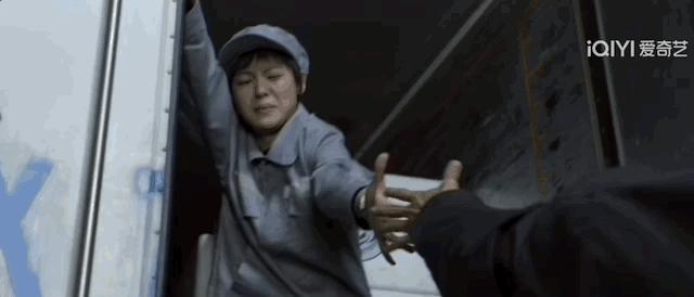 接这么猛的剧本，活该他爆红