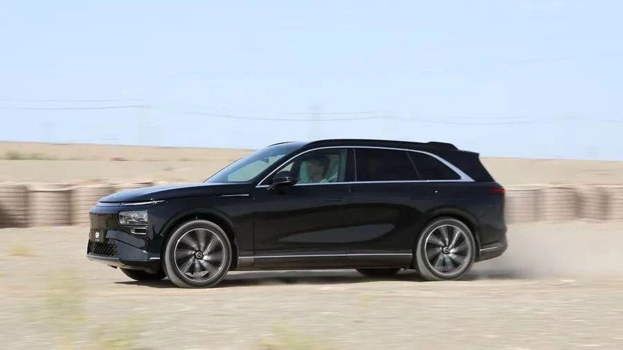 理想“挑事”，问界“回怼”，只因新 M7 卖的太火？