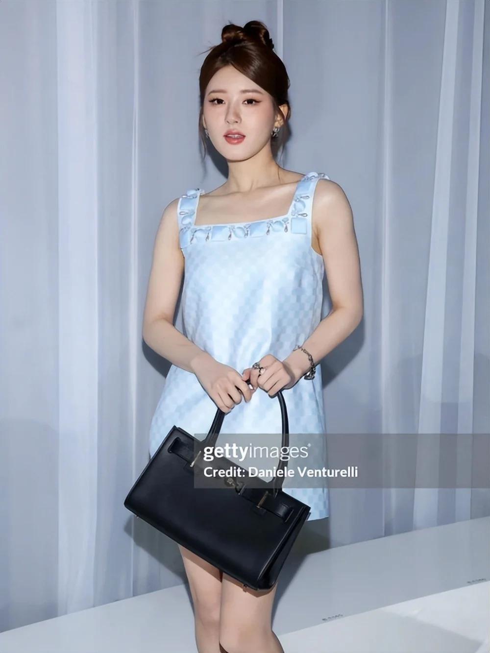 当张柏芝跟朱珠站在一起，我才彻底明白，什么叫顶级骨相