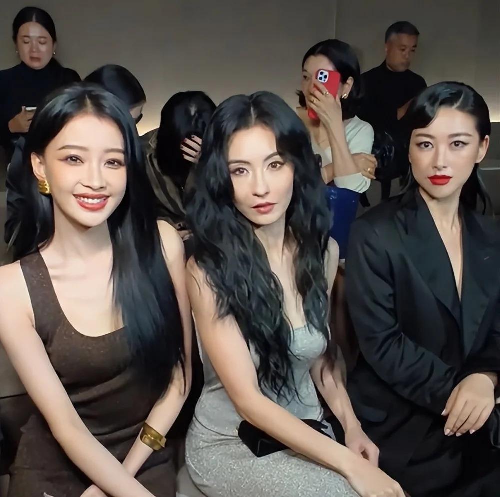 当张柏芝跟朱珠站在一起，我才彻底明白，什么叫顶级骨相