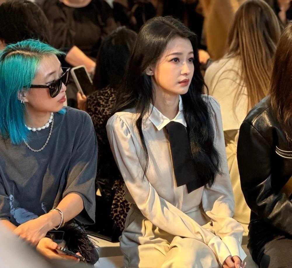 当张柏芝跟朱珠站在一起，我才彻底明白，什么叫顶级骨相