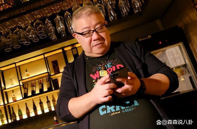 61岁港星穷到找妹妹求救，曾身无分文靠年迈母亲包三餐