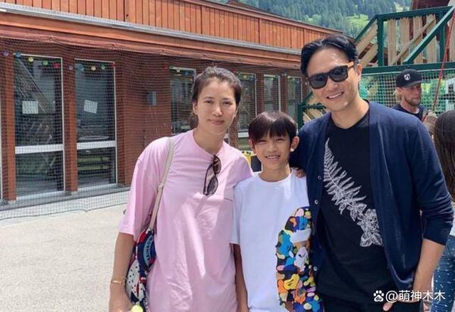 张智霖儿子惹众怒，做“眯眯眼”讽刺广州人？被批家庭教育失责