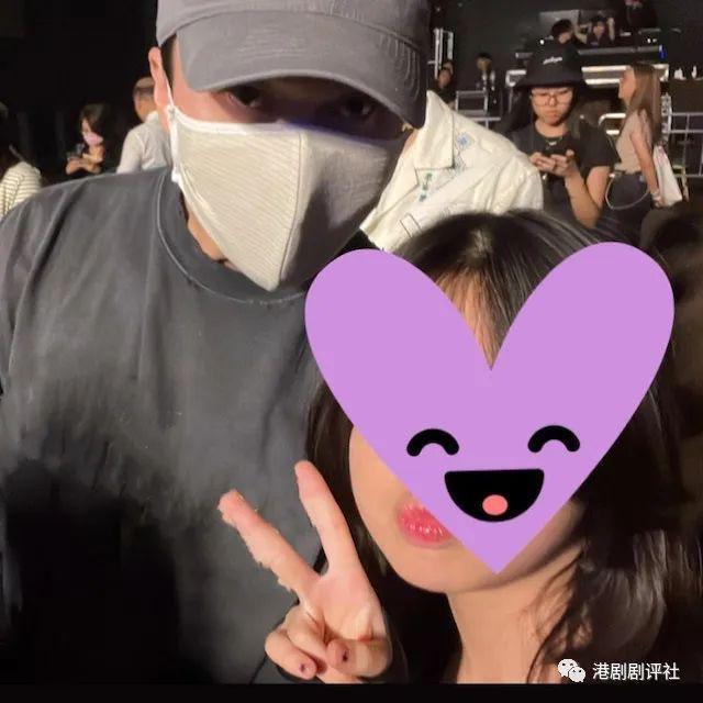 王浩信11岁女儿近照高挑修长 完美遗传爸妈基因