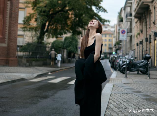 看了张柏芝舒淇看秀状态,就明白虞书欣赵露思差在哪