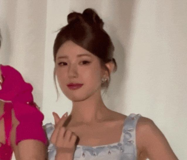 看了张柏芝舒淇看秀状态,就明白虞书欣赵露思差在哪