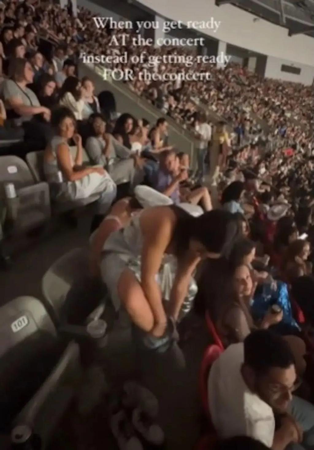 当众换衣服！受父母影响叛逆过猛，今恋情曝光对象是他？