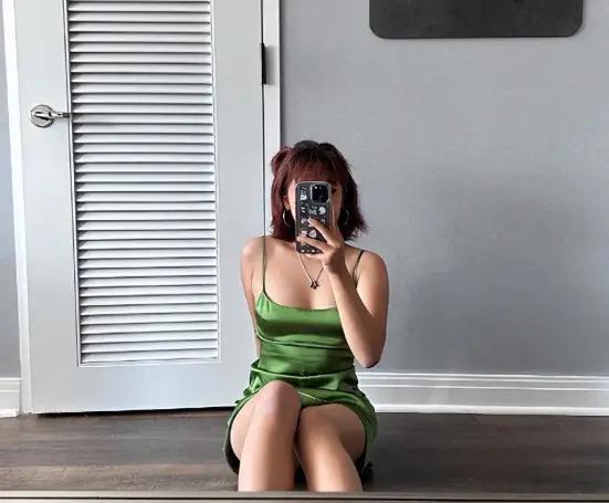 当众换衣服！受父母影响叛逆过猛，今恋情曝光对象是他？