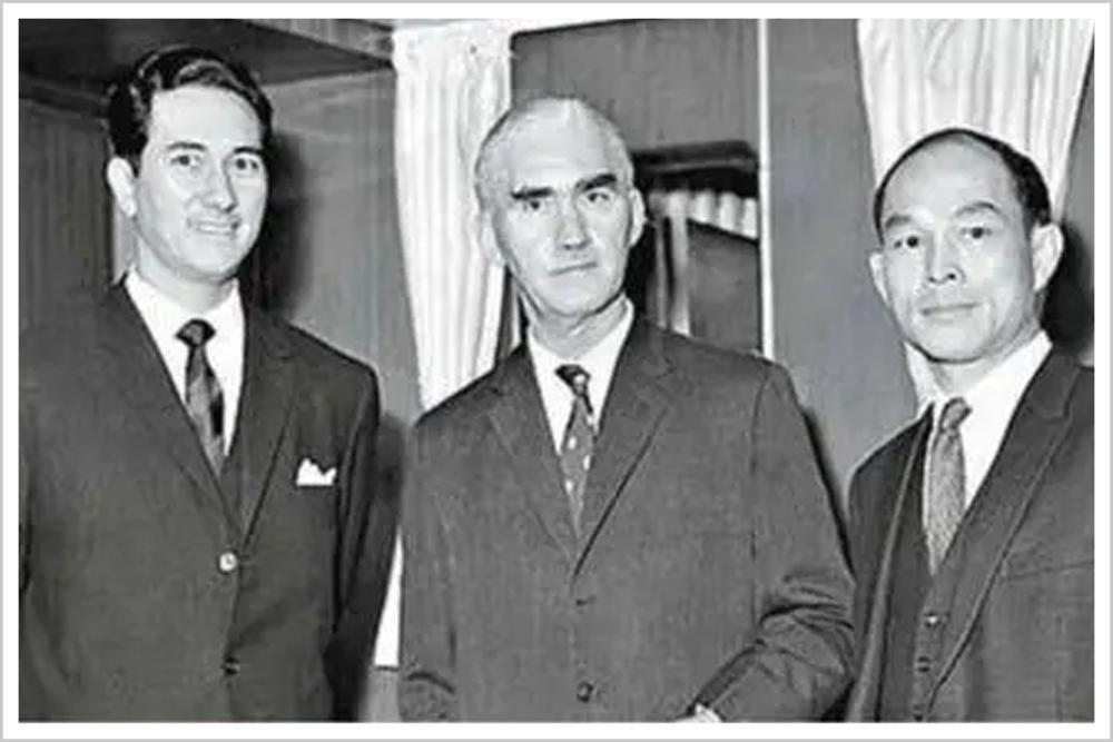 郭晶晶霍启刚上热搜，结婚11年各忙各的，把婚姻过成这样