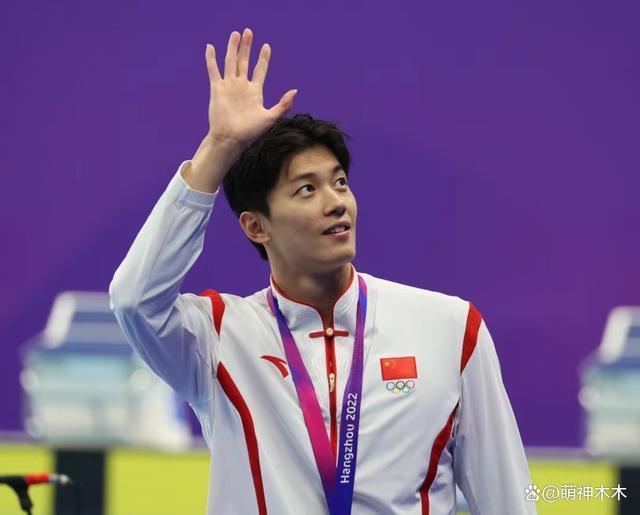 汪顺家门口摘金破纪录，颜值帅气出圈引发韩网热议！