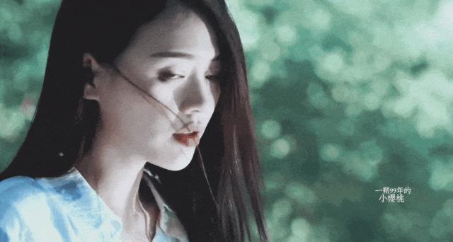 被嘲“恋爱脑”的她，终于清醒了？