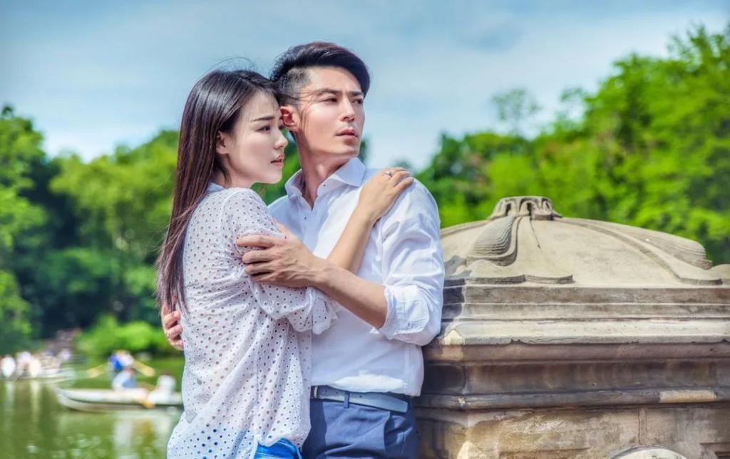 被嘲“恋爱脑”的她，终于清醒了？