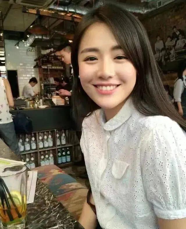 被嘲“恋爱脑”的她，终于清醒了？