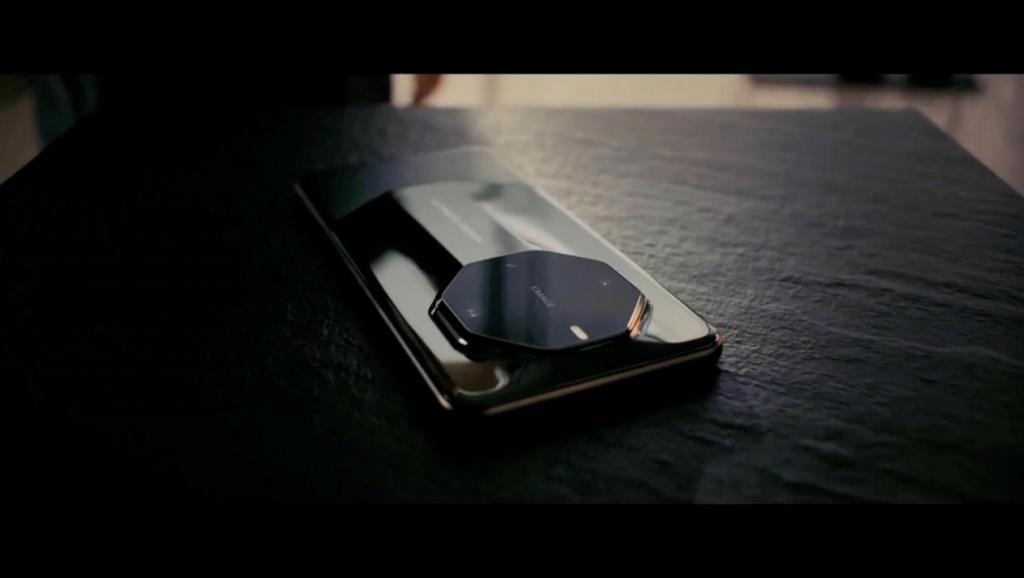 华为 Mate60 RS 非凡大师正式发布！华为史上最贵直板手机