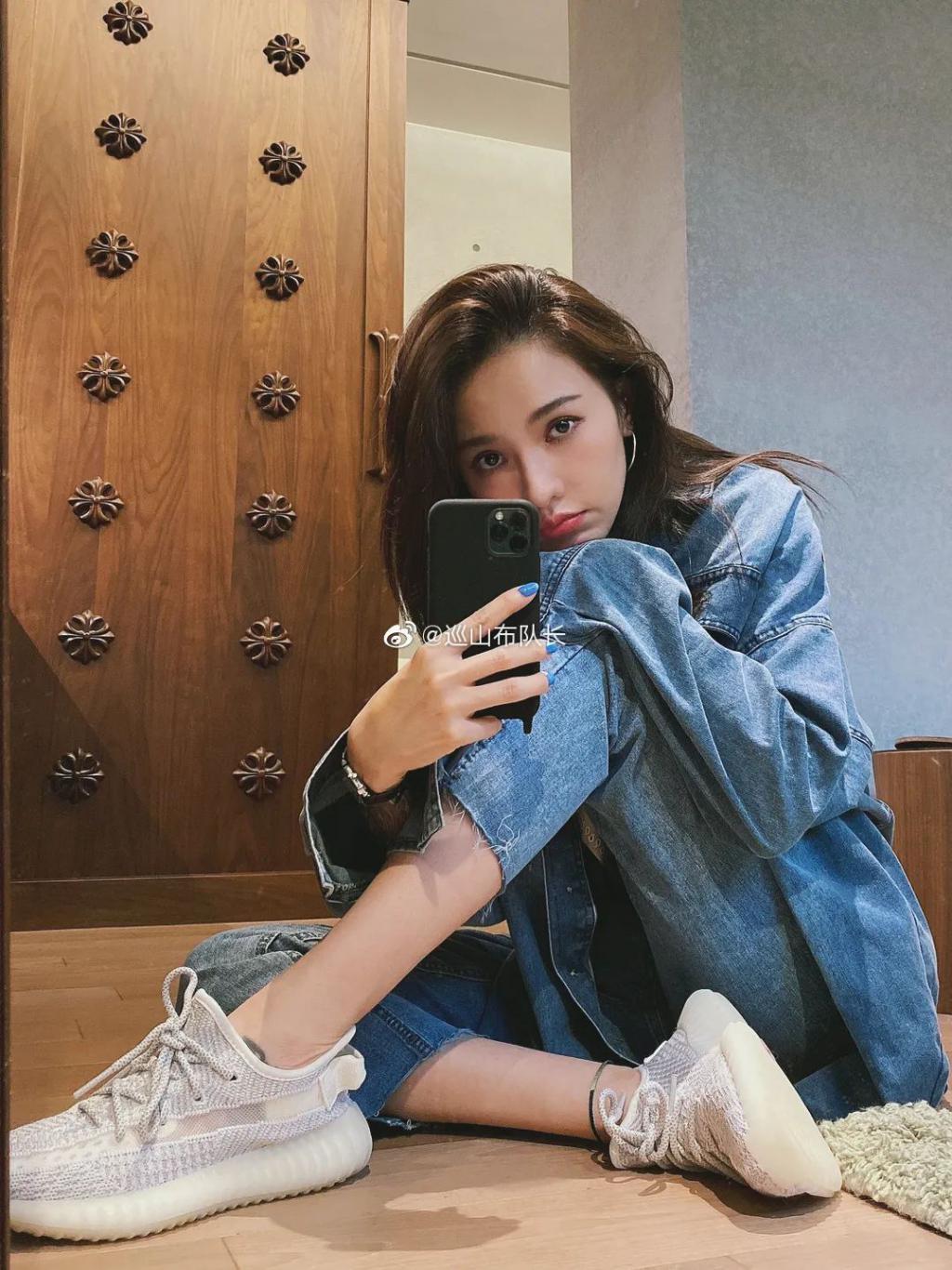 欧弟离婚两年，酒后抱柱温存，美艳前妻两度“姐弟恋”……