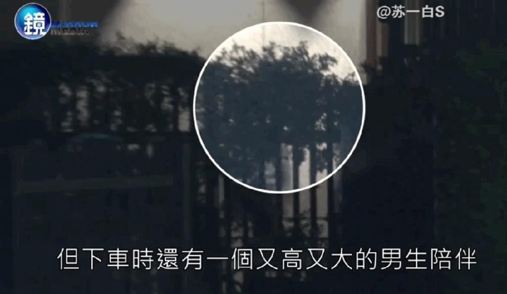 欧弟离婚两年，酒后抱柱温存，美艳前妻两度“姐弟恋”……