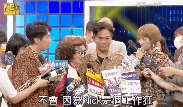 欧弟离婚两年，酒后抱柱温存，美艳前妻两度“姐弟恋”……