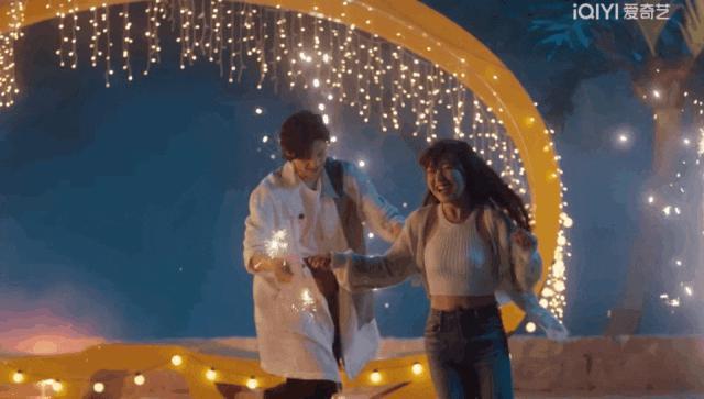 靠“擦边镜头”吸引观众，这骂挨得冤吗？